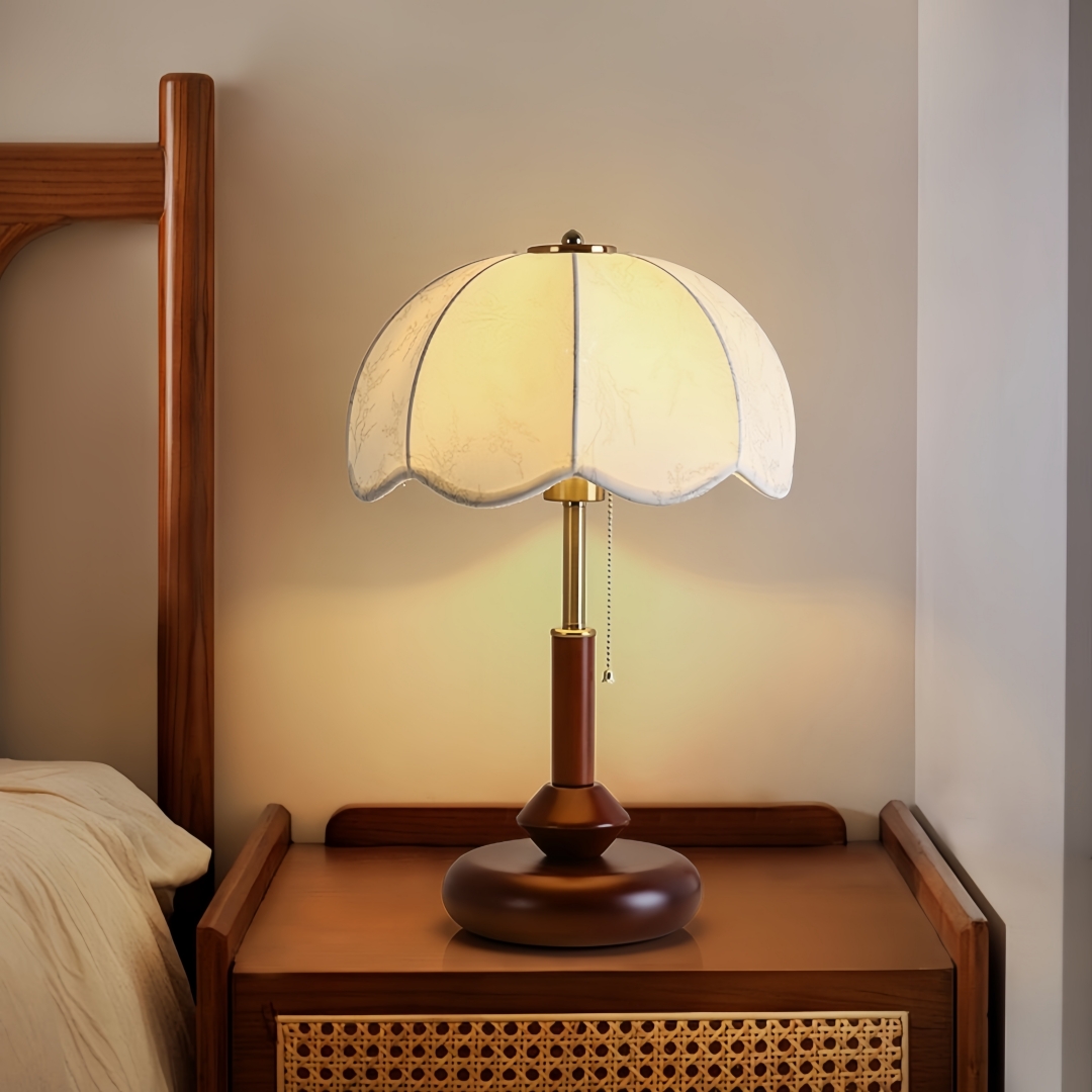 Home Of Textiles - Vintage Scalloped Dome Table Lamp for